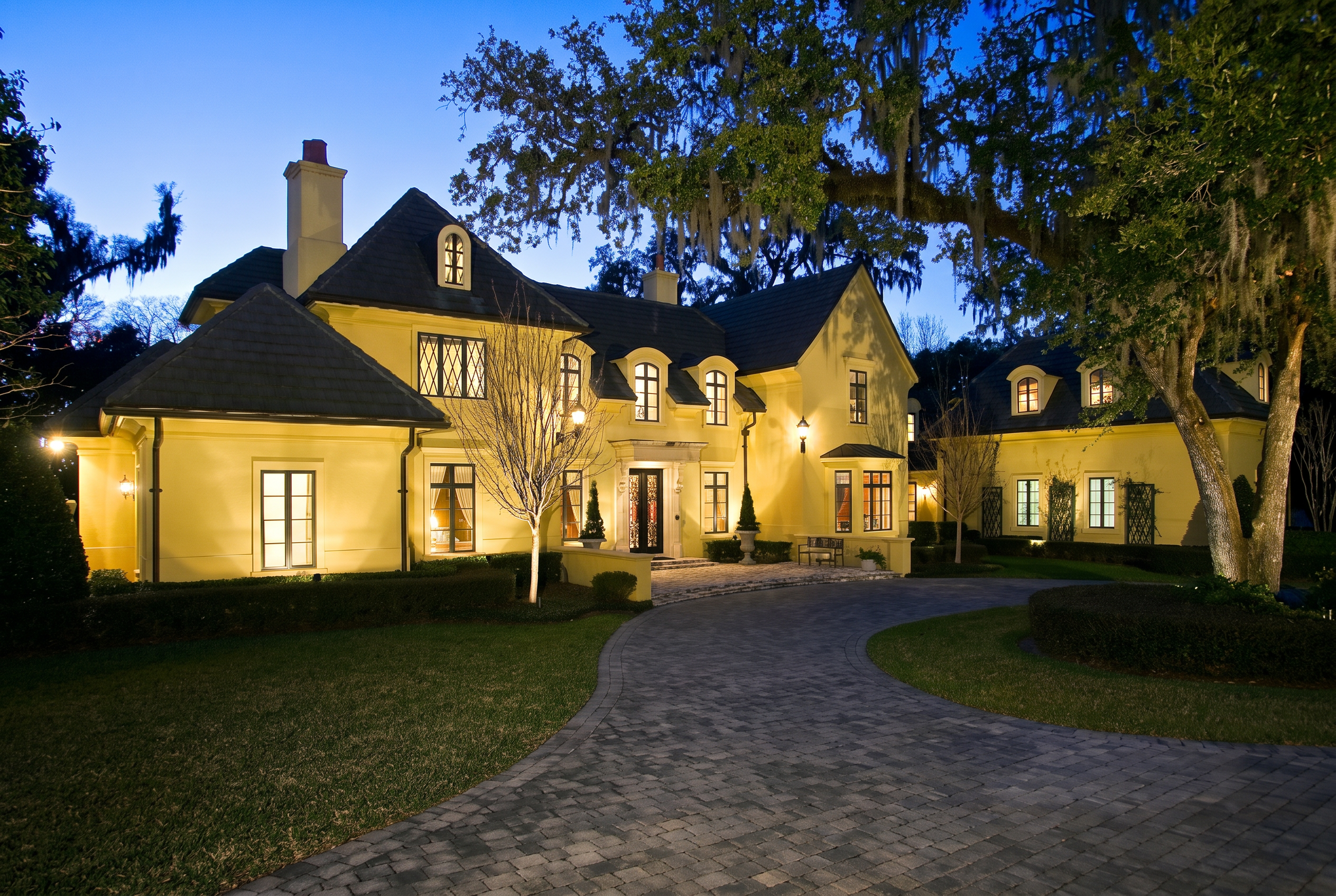 Chateau Du Lac